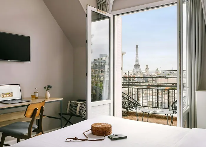 Sonder Atala Champs-Élysées